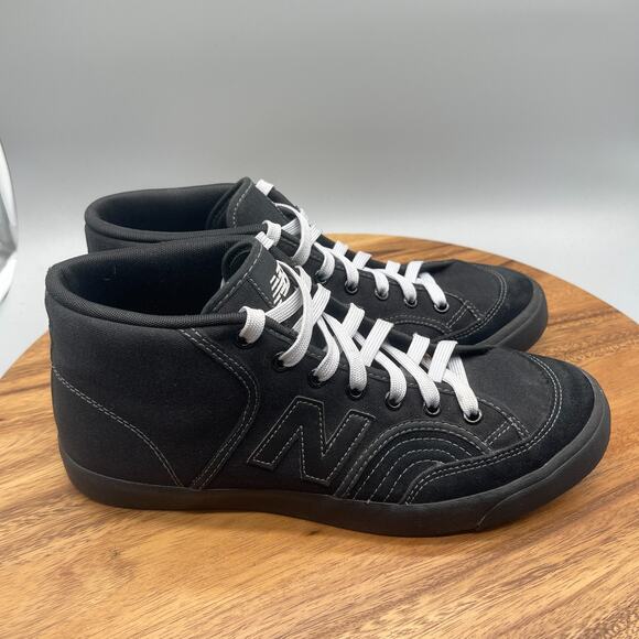 New Balance Numeric 213 Shoes Mens Size 9.5 Black Running Comfort Walking - Picture 1 of 8